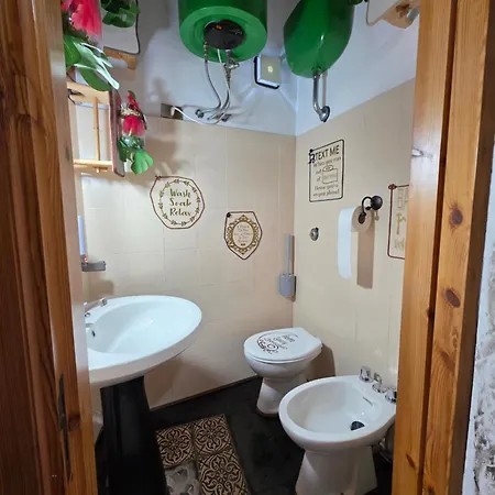 Appartement Art & Design, 2min Walk To Pepe In Grani *