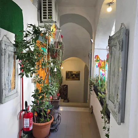 Art & Design, 2min Walk To Pepe In Grani Caiazzo